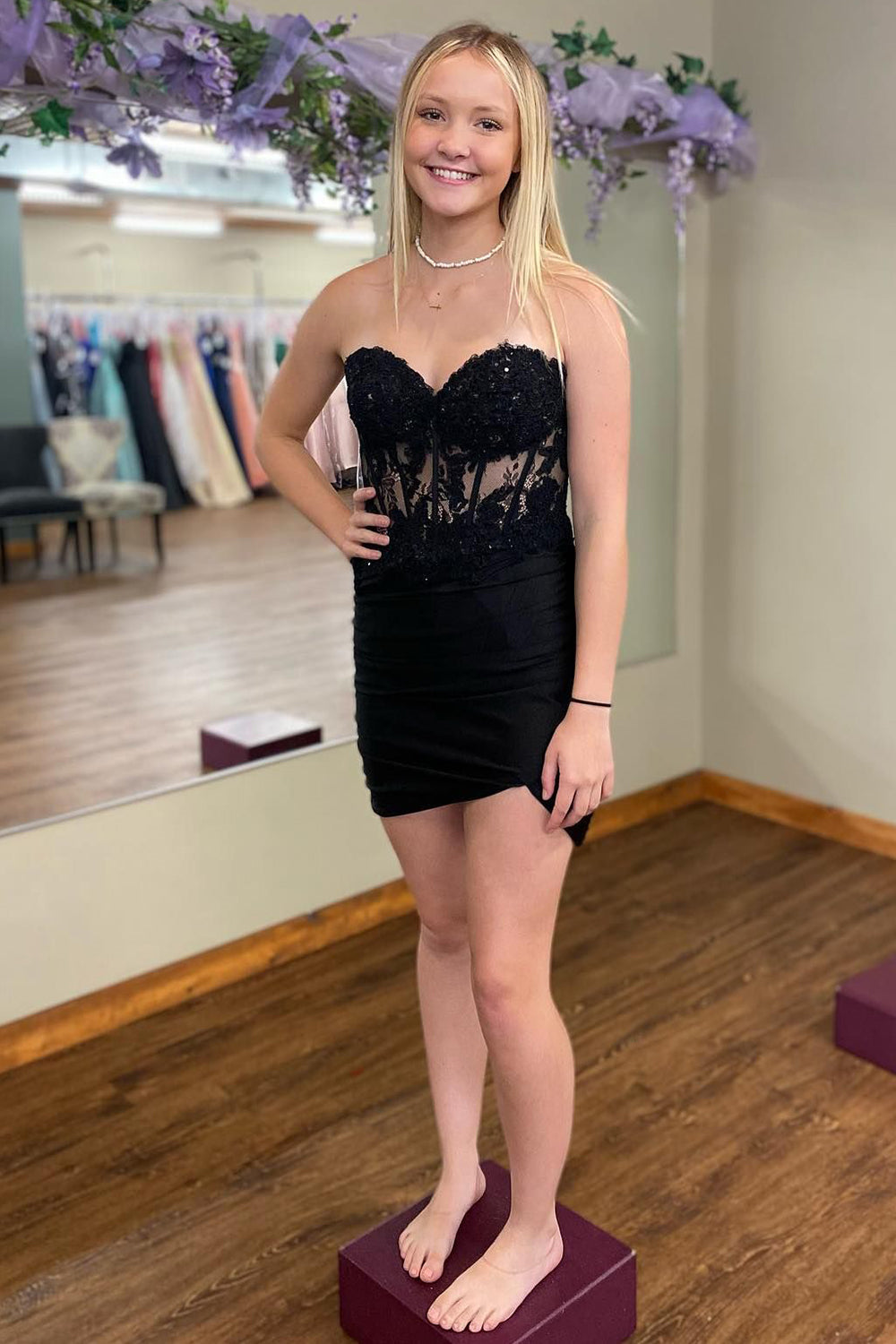 prom dress pantyhose Here's the Secret to Getting Retro Right