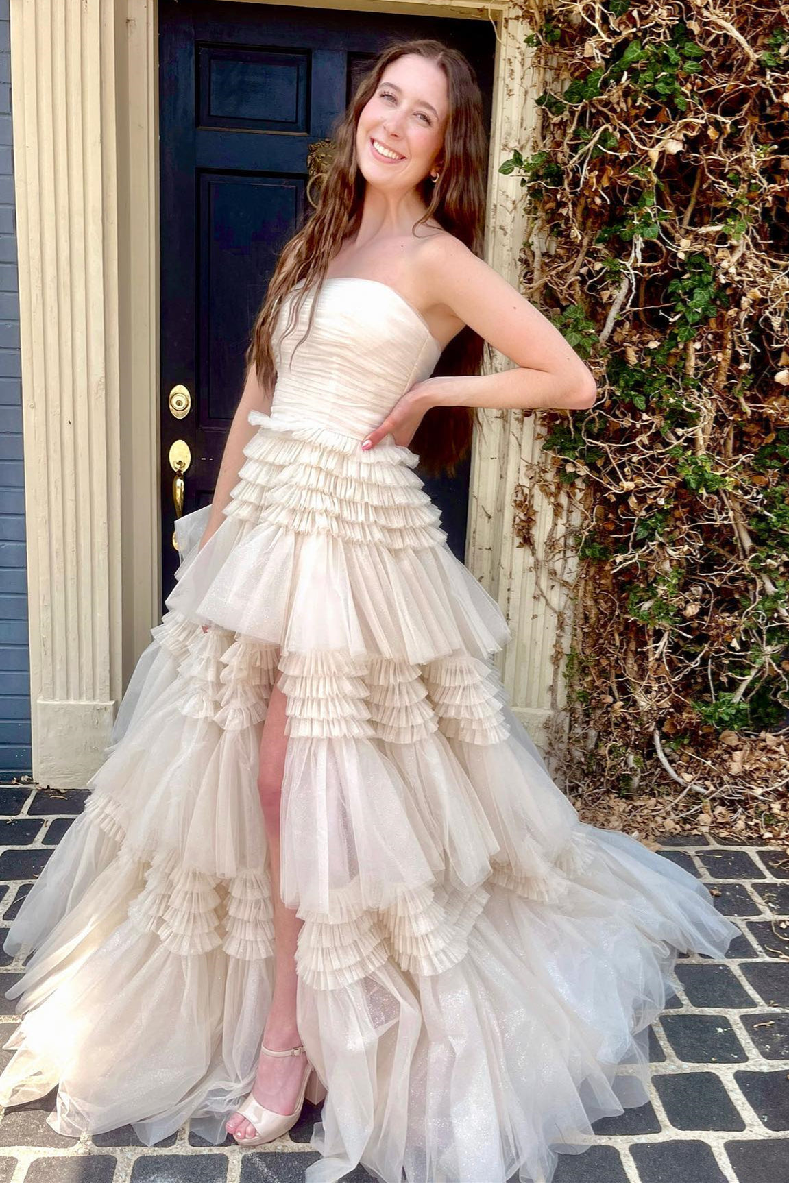 Champagne Strapless A-line Multi-Layers Tulle Long Prom Dress with Sli Dreamdressy Champagne Strapless A-line Multi-Layers Tulle Long Prom Dress with Sli Dreamdressy