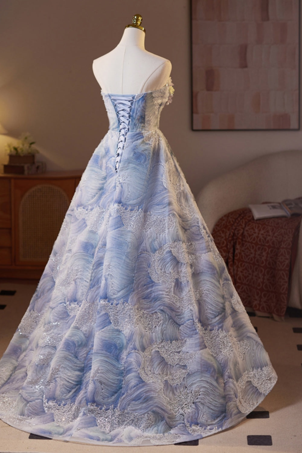 Strapless Lace Floral Applique  Baeding A-line Homecoming Dress