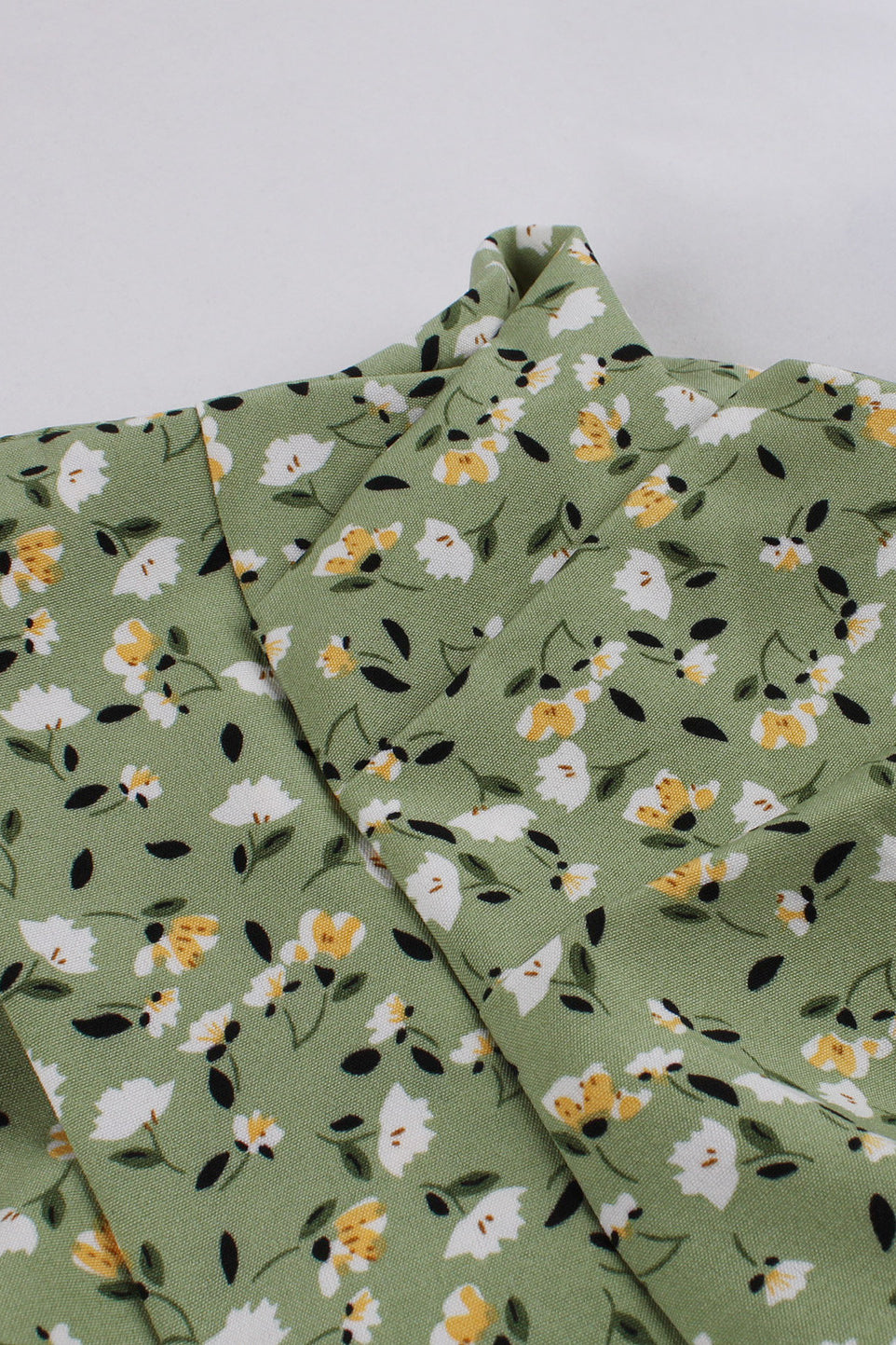 Green Puff Long Sleeves Square Neck Floral Vintage Dress