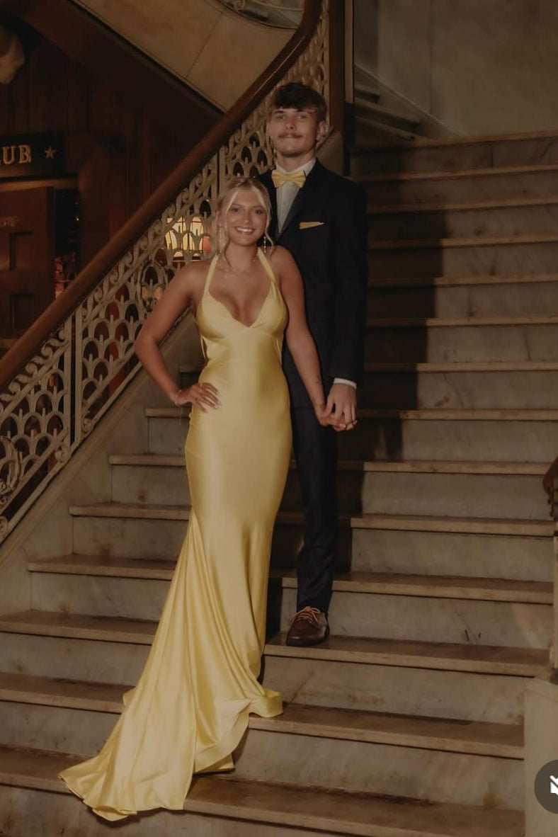 V-neck Yellow Mermaid Long Dress with Train V-neck Yellow Mermaid Long Dress with Train