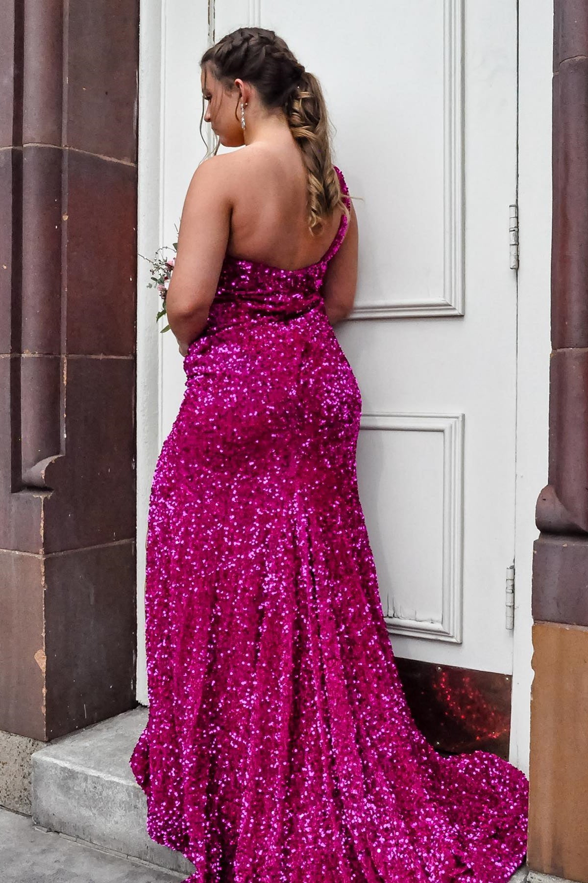 Ivory Mermaid One Shoulder Sequins Sweeping Long Prom Dress with Slit Dreamdressy Ivory Mermaid One Shoulder Sequins Sweeping Long Prom Dress with Slit Dreamdressy