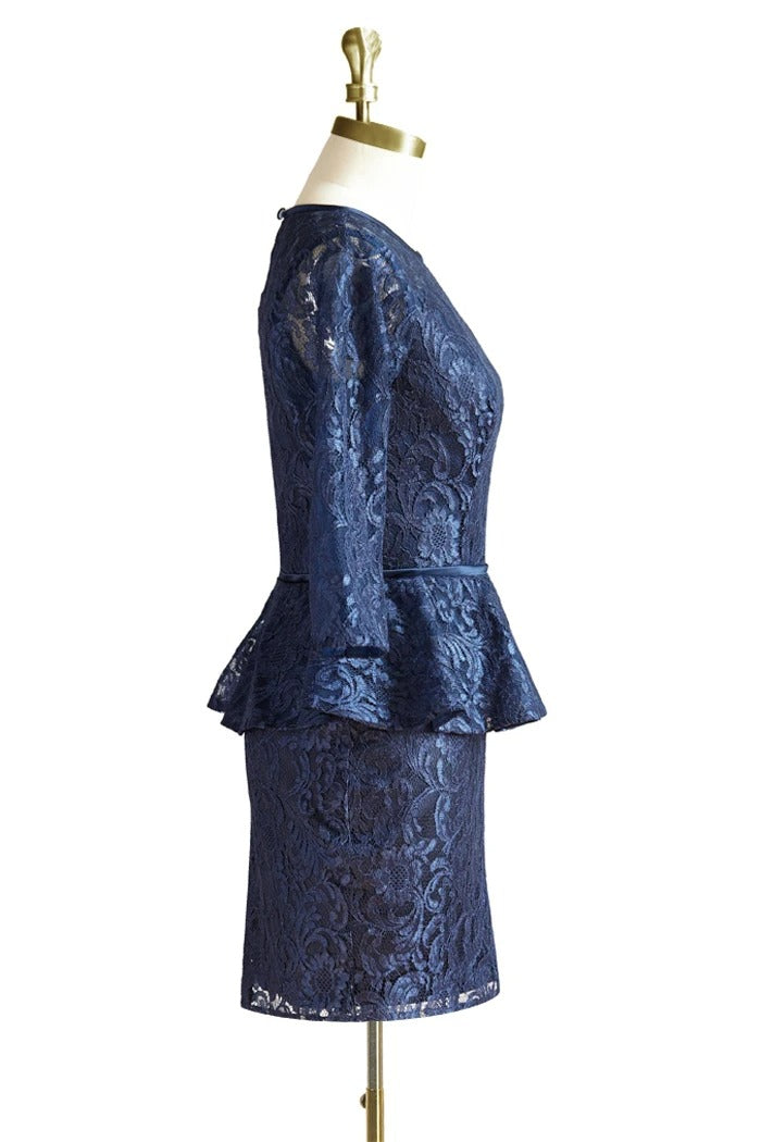 Long Sleeves Navy Blue Short Lace Mother of the Bridal Dress