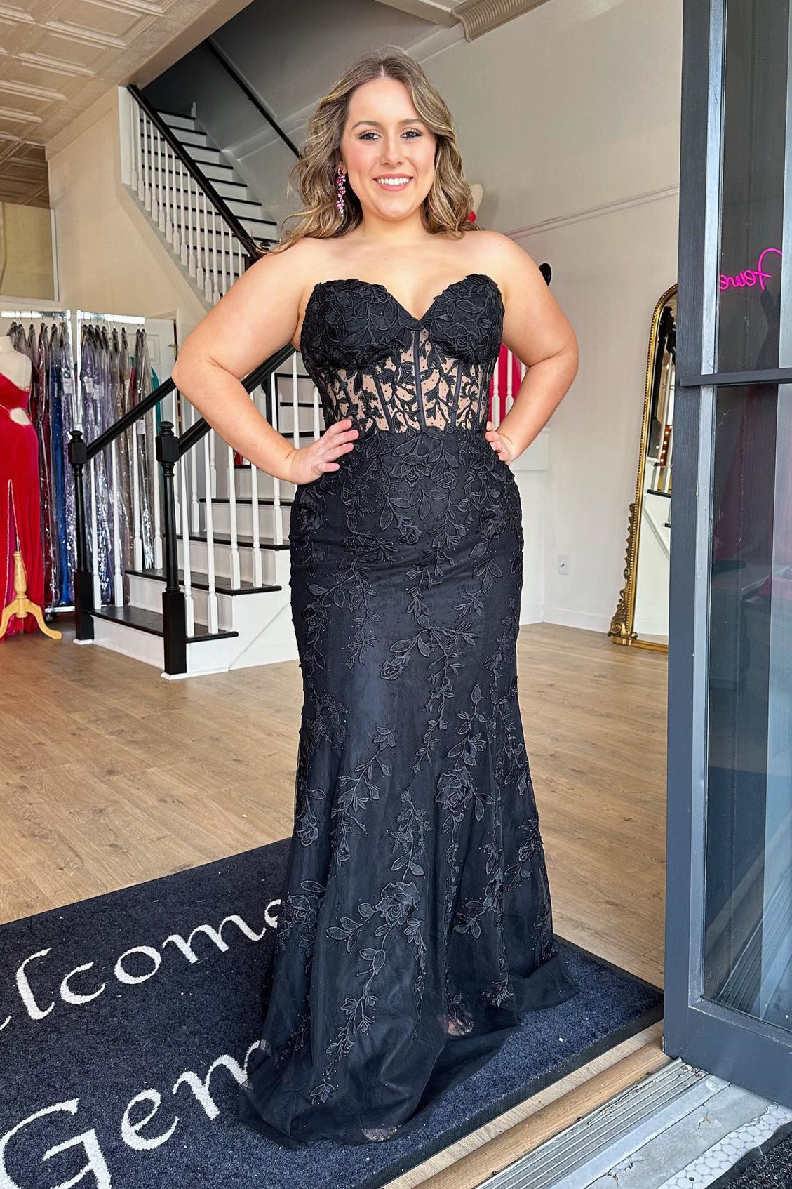 Sweetheart Hot Pink Lace Appliques Prom Dress